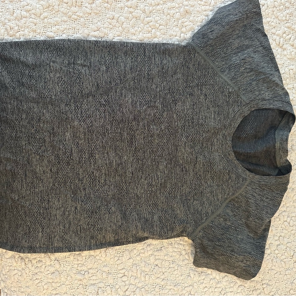 Lululemon Athletica Gray Women's Top
